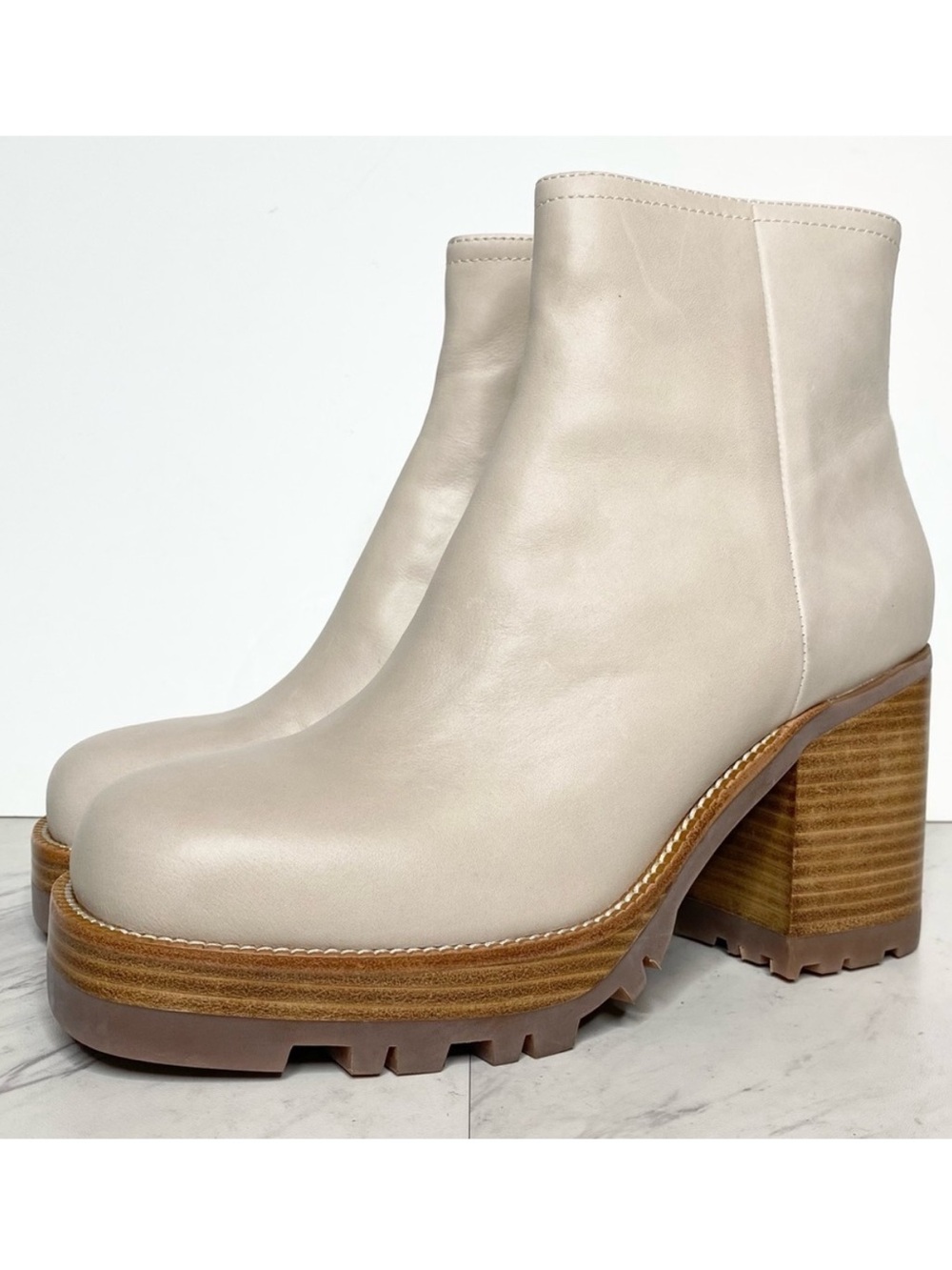 Jeffrey Campbell Abundant Leather Bootie 10